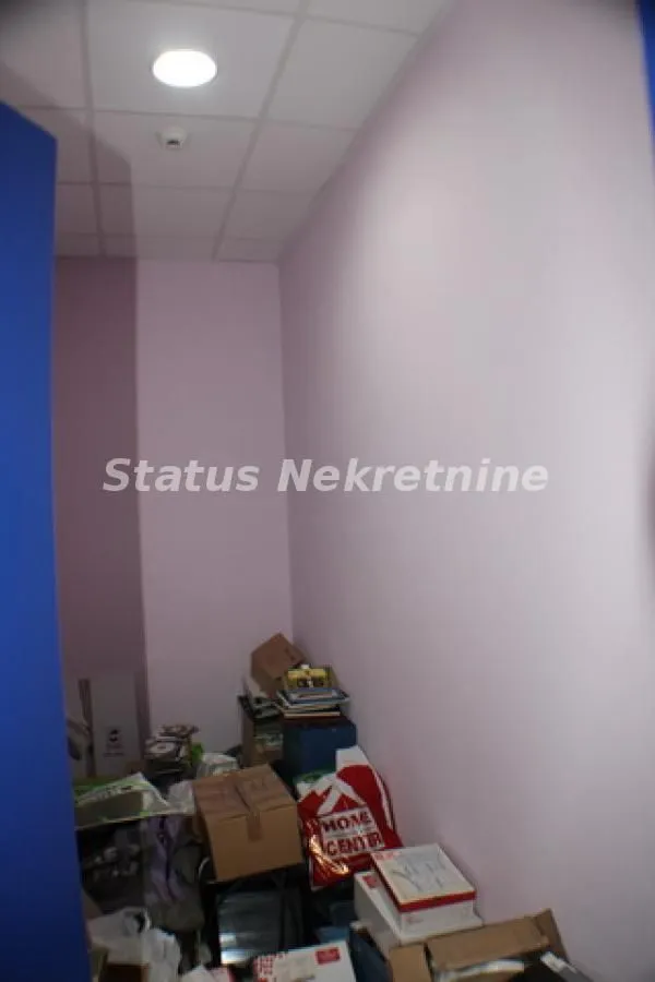 Rent, office space, 273m², Telep, Novi Sad Sve Podlokacije