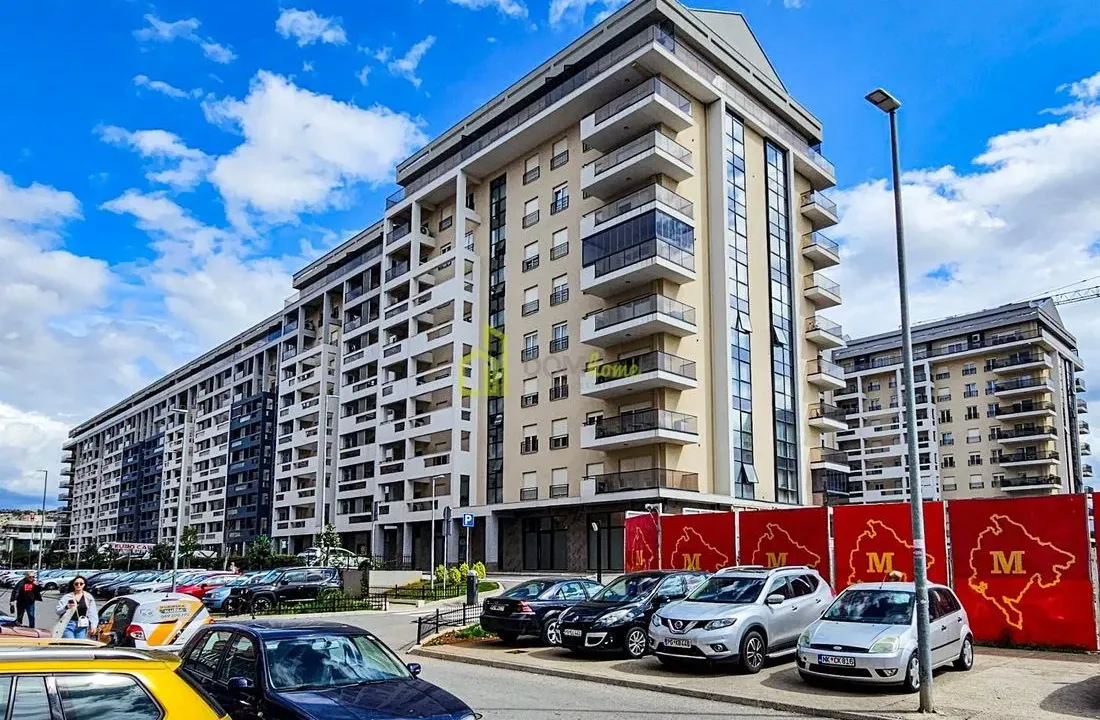 Izdavanje, dvosoban stan, 69m², Master Kvart, Podgorica