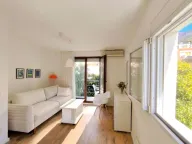 Izdavanje, jednosoban stan, 43m², Lazi, Budva - image 1