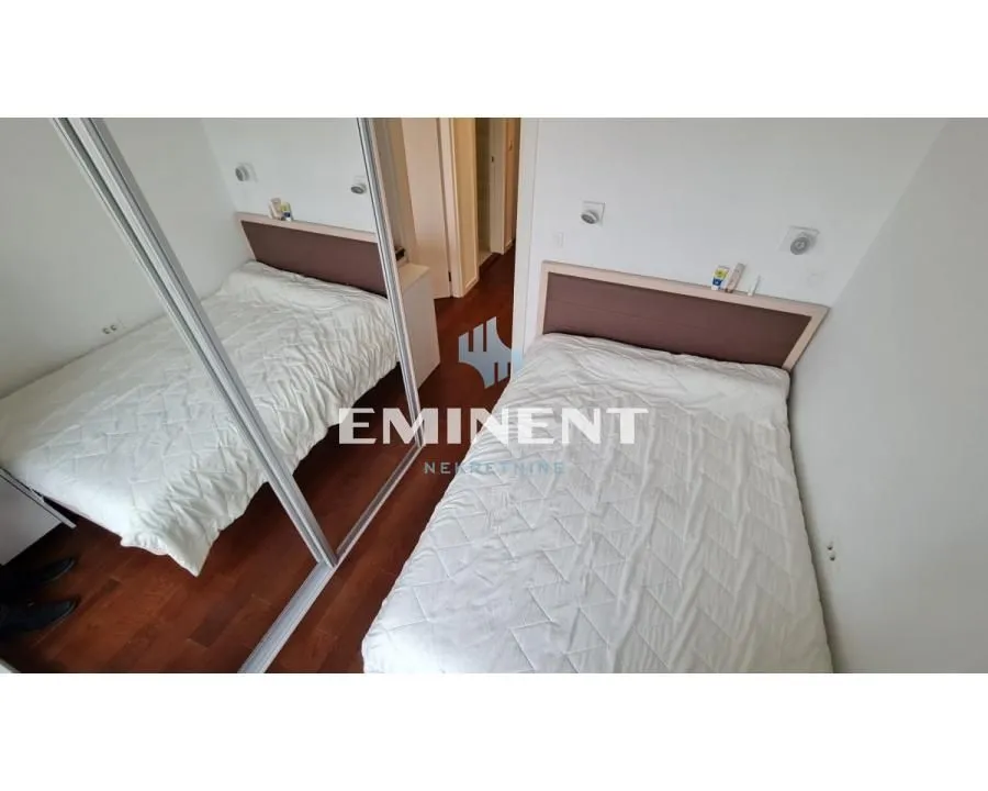 Izdavanje, stan, 69m², Novi Beograd Blok 67, Novi Beograd Sve Podlokacije