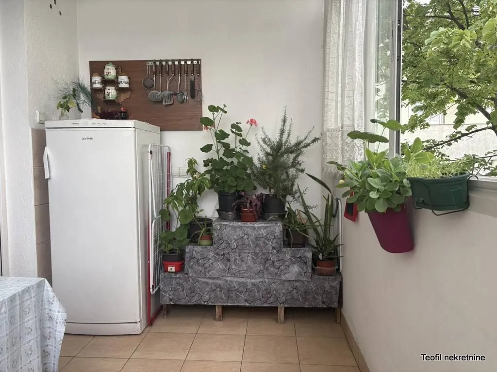 Prodaja, dvosoban stan, 64m², Karaburma, Palilula Sve Podlokacije