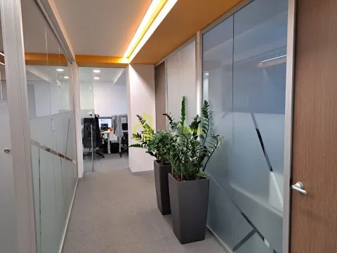 Sale, office space, 391m², Preko Morače, Podgorica - image 15