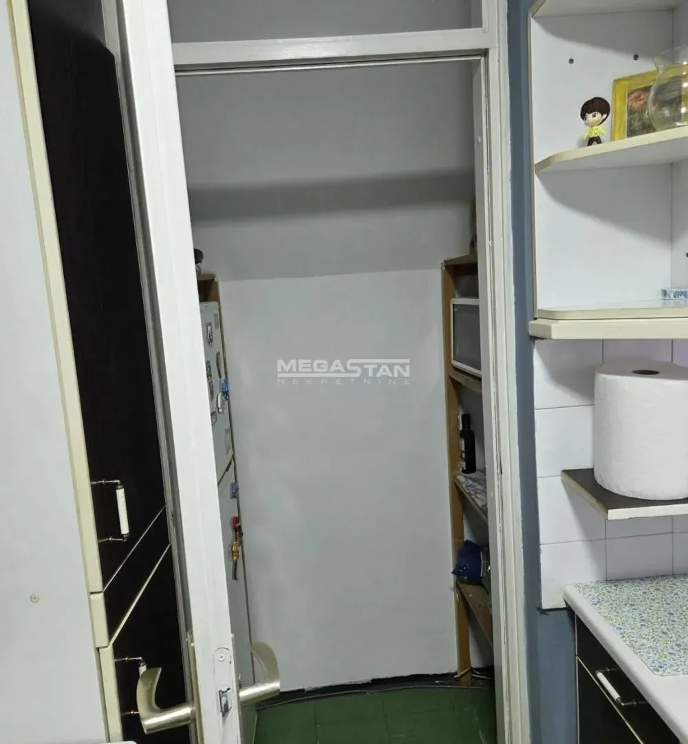 Prodaja, jednosoban stan, 65m², Novi Beograd Blok 72, Novi Beograd Sve Podlokacije