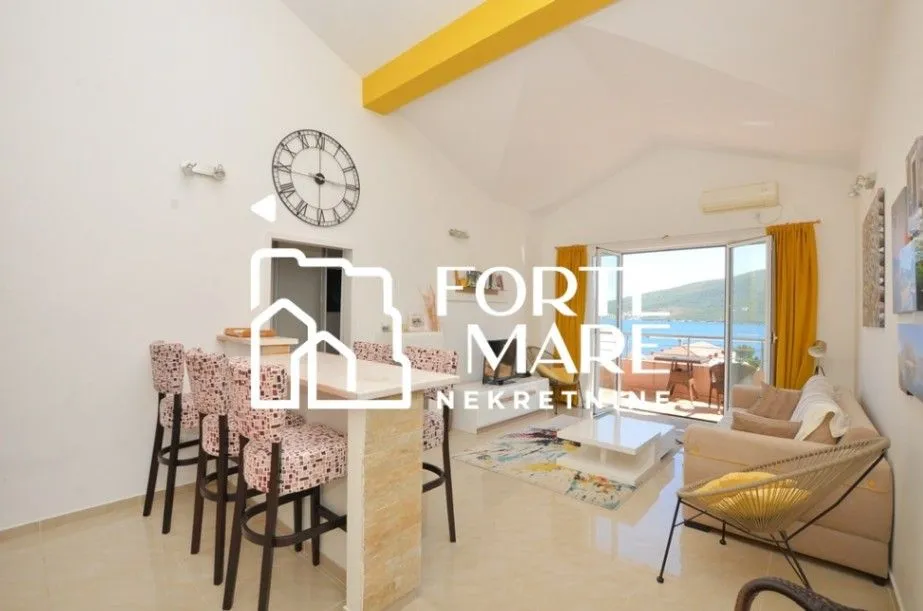 Prodaja, jednosoban stan, 54m², Đenovići, Herceg Novi