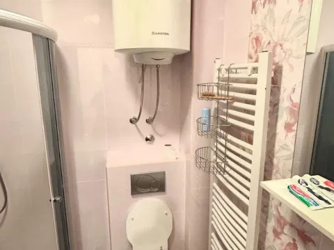 Prodaja, jednosoban stan, 48m², Žabljak, Crna Gora - image 9