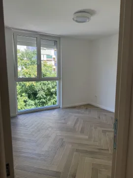 Izdavanje, dvosoban stan, 62m², Dobrota, Kotor - image 7