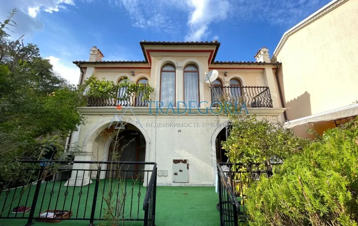 Prodaja, kuća, 217m², Zeleni, Rožaje