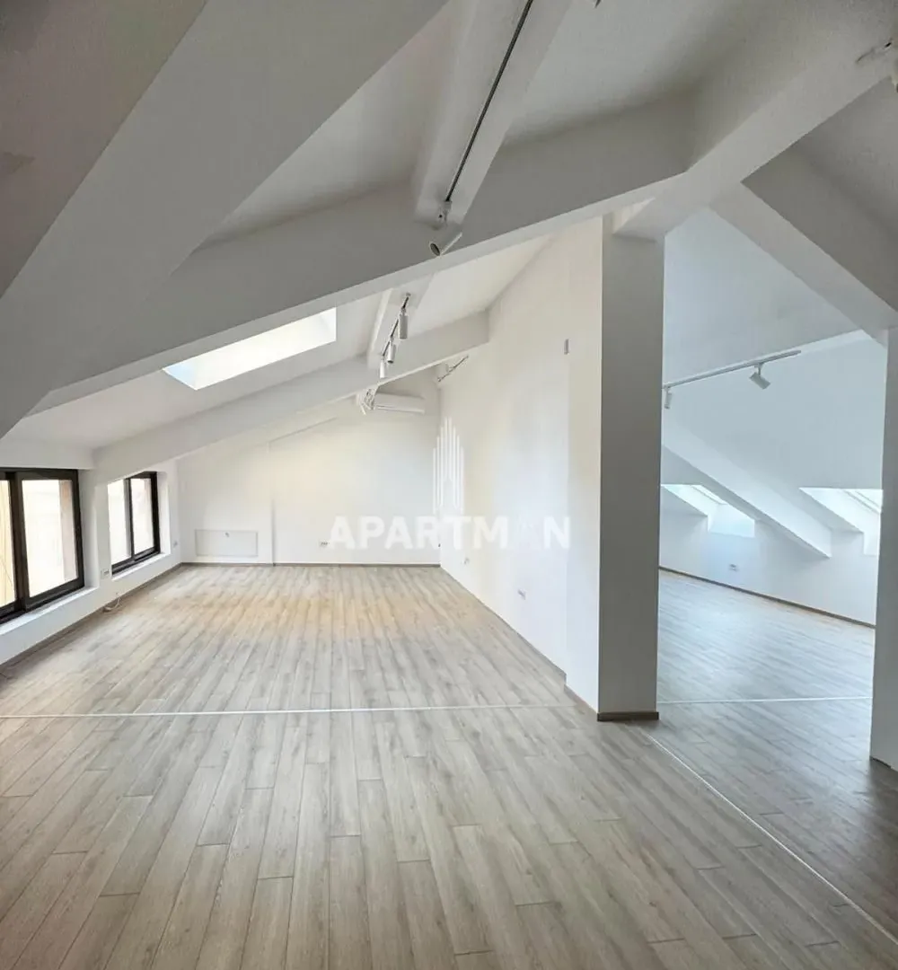 Izdavanje, poslovni prostor, 382m², Stari Grad, Beograd