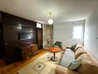 Izdavanje, dvosoban stan, 45m², Blok 5, Podgorica - image 1