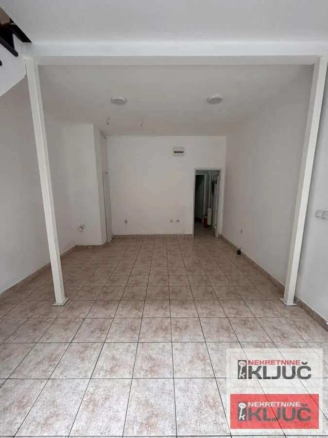 Rent, office space, 45m², Spens, Novi Sad Sve Podlokacije