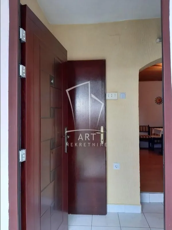 Prodaja, trosoban stan, 73m², Pasino Brdo, Voždovac Sve Podlokacije
