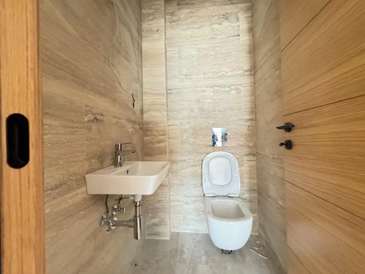 Prodaja, garsonjera, 174m², Podgorica, Crna Gora