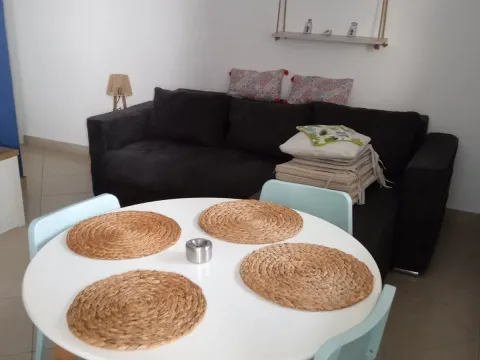 Rent, one bedroom apartment, 50m², Lepetani, Tivat - image 2