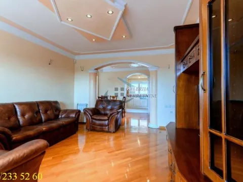 Sale, four bedroom apartment, 115m², Farmaceutski Fakultet, Voždovac Sve Podlokacije - image 31