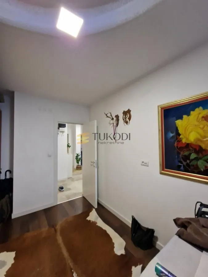 Prodaja, četvorosoban stan, 146m², Telep, Novi Sad Sve Podlokacije