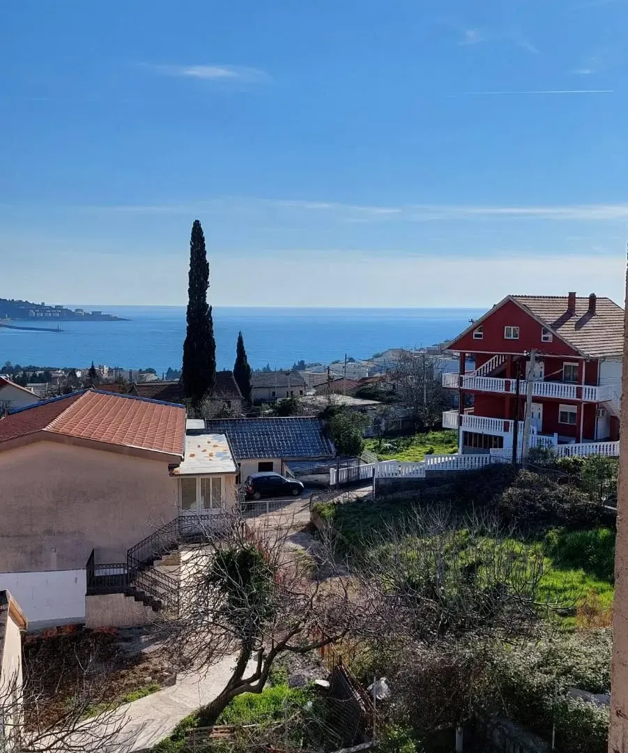 Sale, house, 240m², Bar, Crna Gora