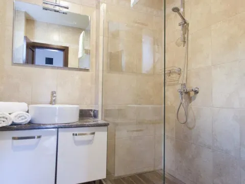 Sale, apartment, 140m², Kamenovo, Budva - image 9