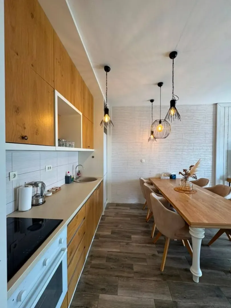 Rent, two bedroom apartment, 86m², Bečići, Budva