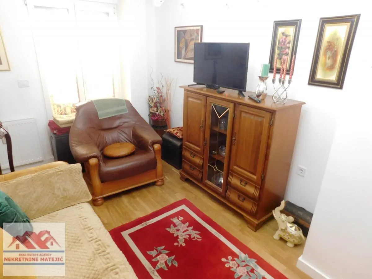Prodaja, dvosoban stan, 67m², Mala vaga, Kragujevac