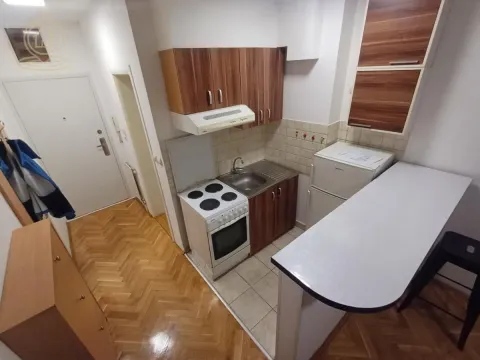 Izdavanje, garsonjera, 24m², Grbavica, Novi Sad Sve Podlokacije - image 5