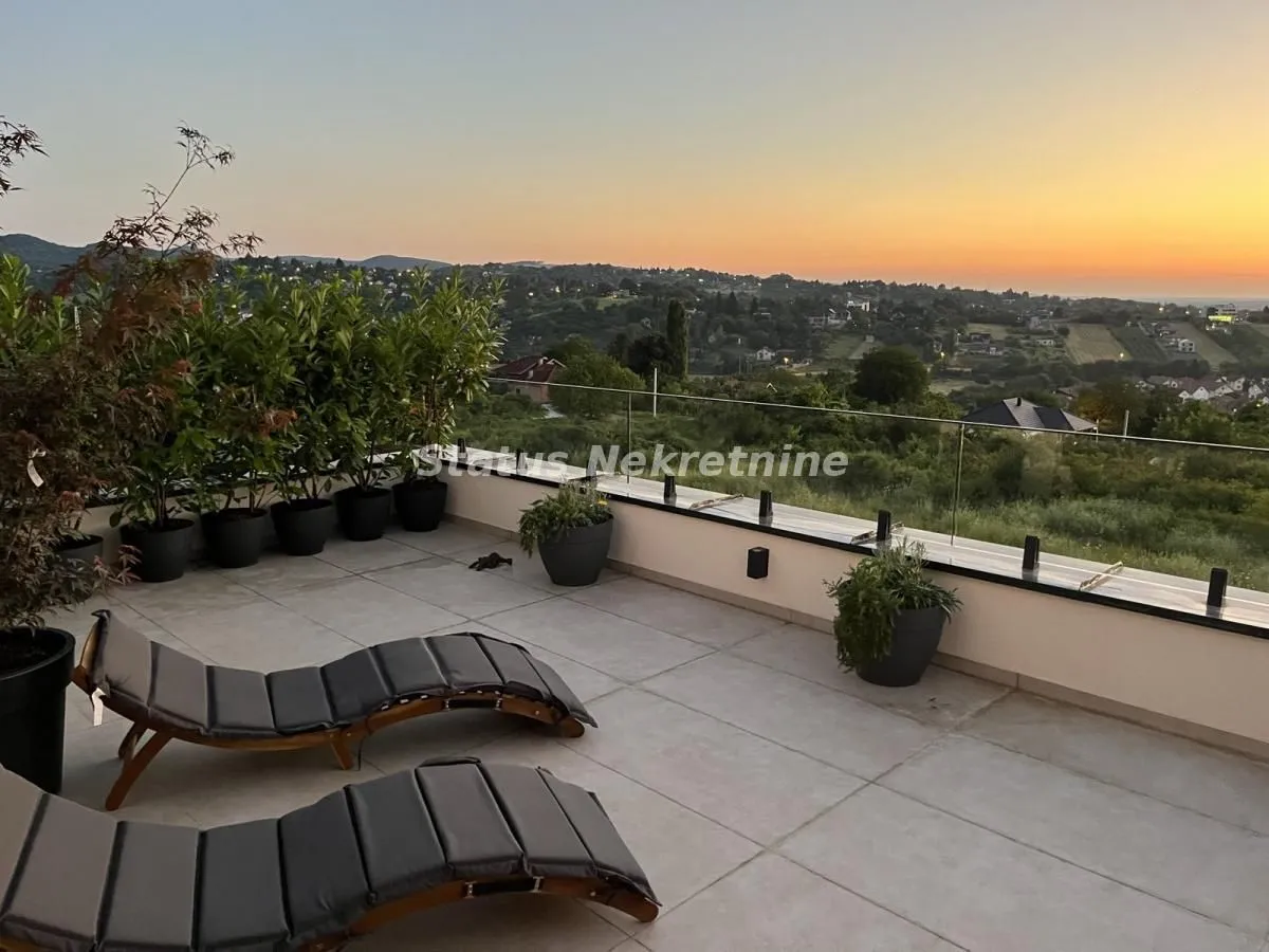 Prodaja, stan, 147m², Sremska Kamenica, Petrovaradin