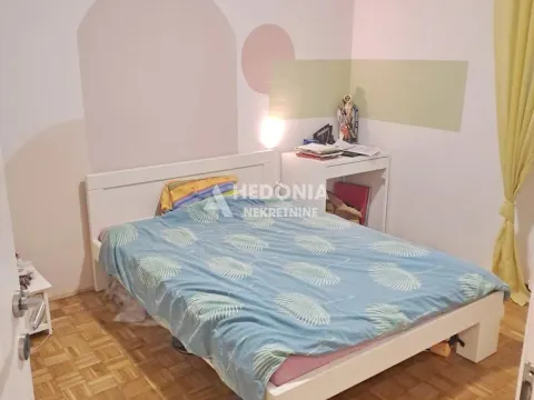 Sale, three bedroom apartment, 94m², Vidikovački venac, Rakovica - image 7