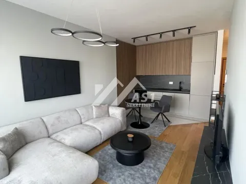 Izdavanje, dvosoban stan, 42m², Centar, Novi Sad - image 4