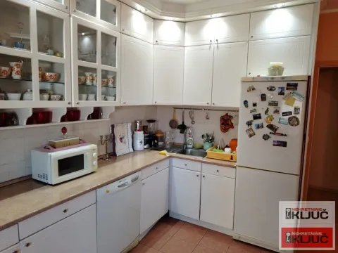 Prodaja, jednosoban stan, 49m², Grbavica, Novi Sad Sve Podlokacije - image 7