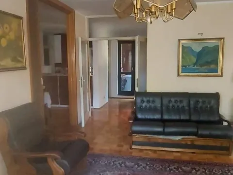 Izdavanje, četvorosoban stan, 120m², Zvezdara Sve Podlokacije, Beograd - image 1