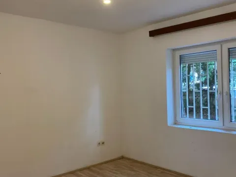 Izdavanje, dvosoban stan, 73m², Vračar Sve Podlokacije, Beograd - image 6