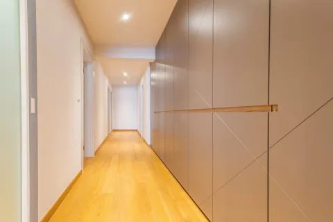 Prodaja, trosoban stan, 171m², Rafailovići, Budva - image 13