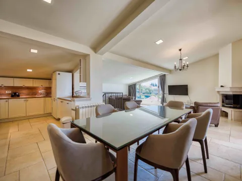 Prodaja, kuća, 466m², Tivat, Crna Gora - image 6