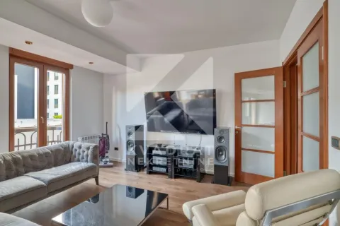 Rent, two bedroom apartment, 90m², Centar, Podgorica - image 2