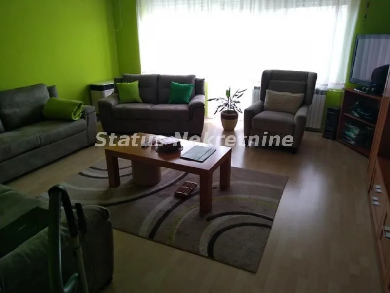 Prodaja, kuća, 450m², Temerin, Novi Sad