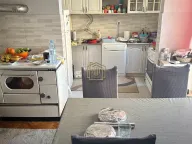 Prodaja, kuća, 250m², Stari Aerodrom, Podgorica - image 8