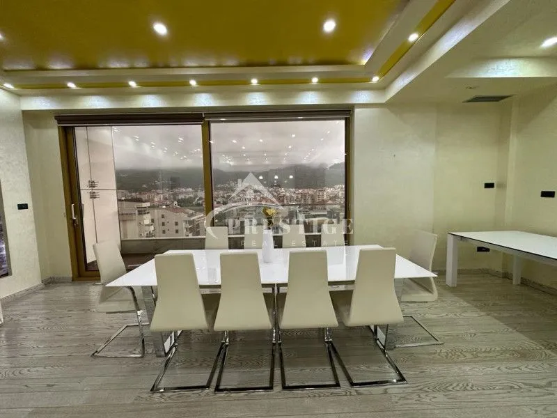 Sale, two bedroom apartment, 158m², Centar, Budva