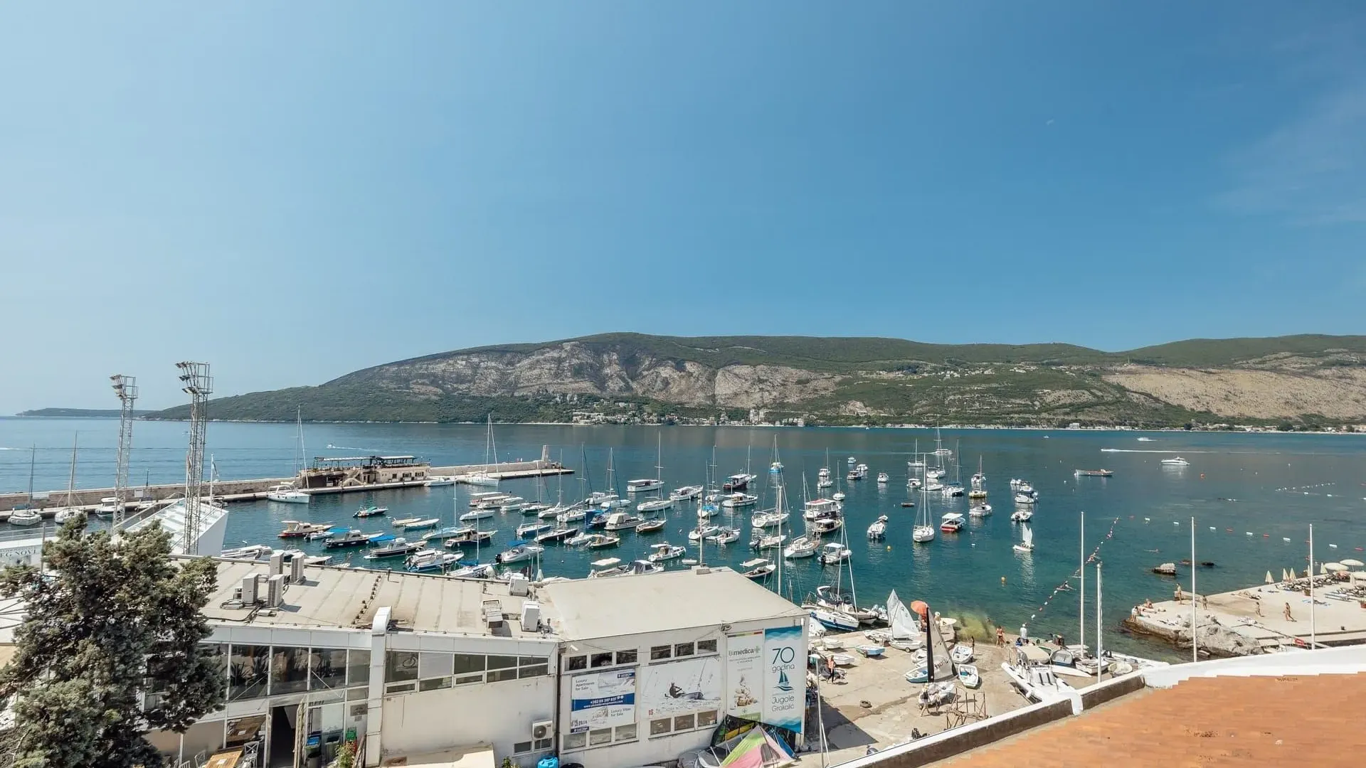 Prodaja, trosoban stan, 244m², Centar, Herceg Novi