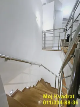 Prodaja, trosoban stan, 94m², Voždovac Sve Podlokacije, Beograd - image 3
