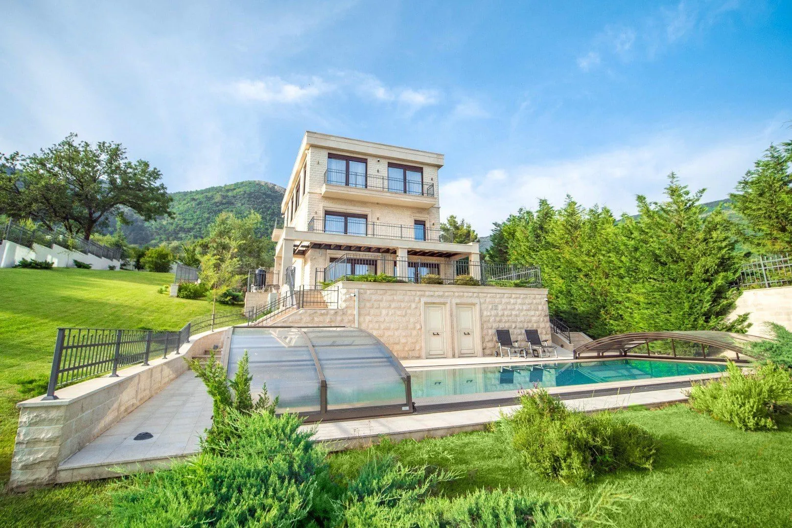 Prodaja, kuća, 750m², Kotor, Crna Gora