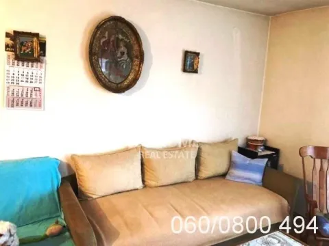 Prodaja, kuća, 160m², Borča 1, Borča Sve Podlokacije - image 10