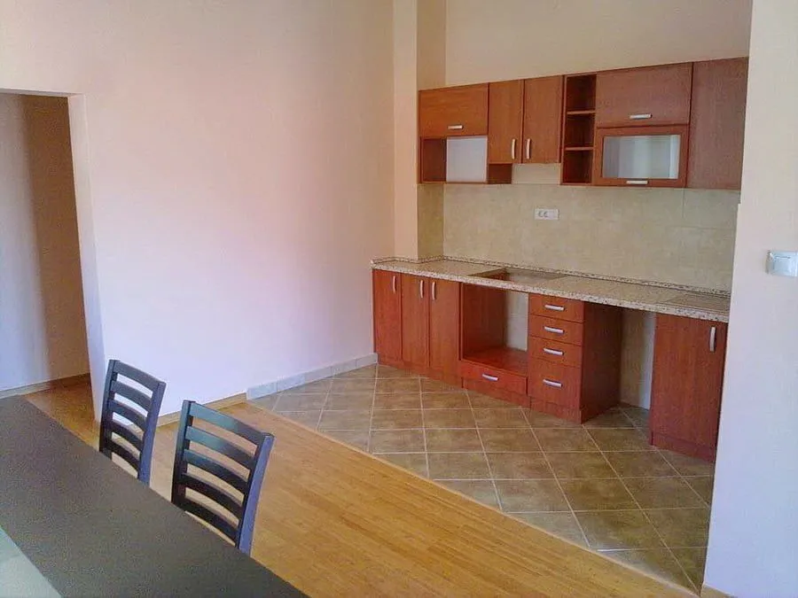 Prodaja, stan, 91m², Risan, Kotor