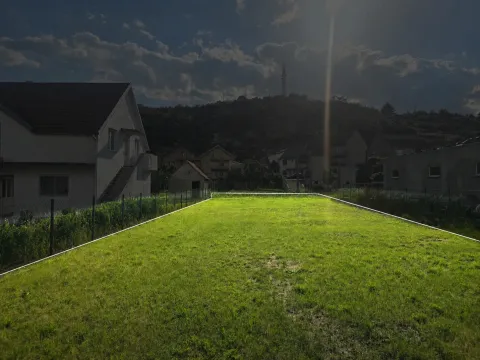 Zemljište in Centar
