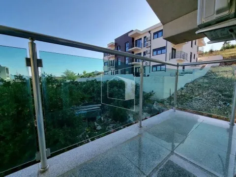 Izdavanje, stan, 90m², Gorica C, Podgorica - image 12