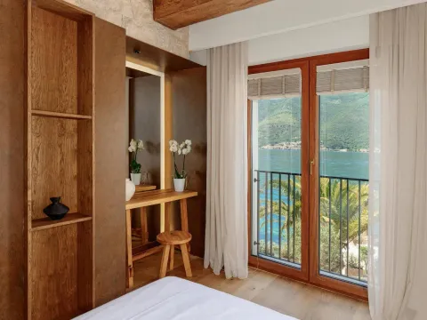 Sale, house, 420m², Dobrota, Kotor - image 29