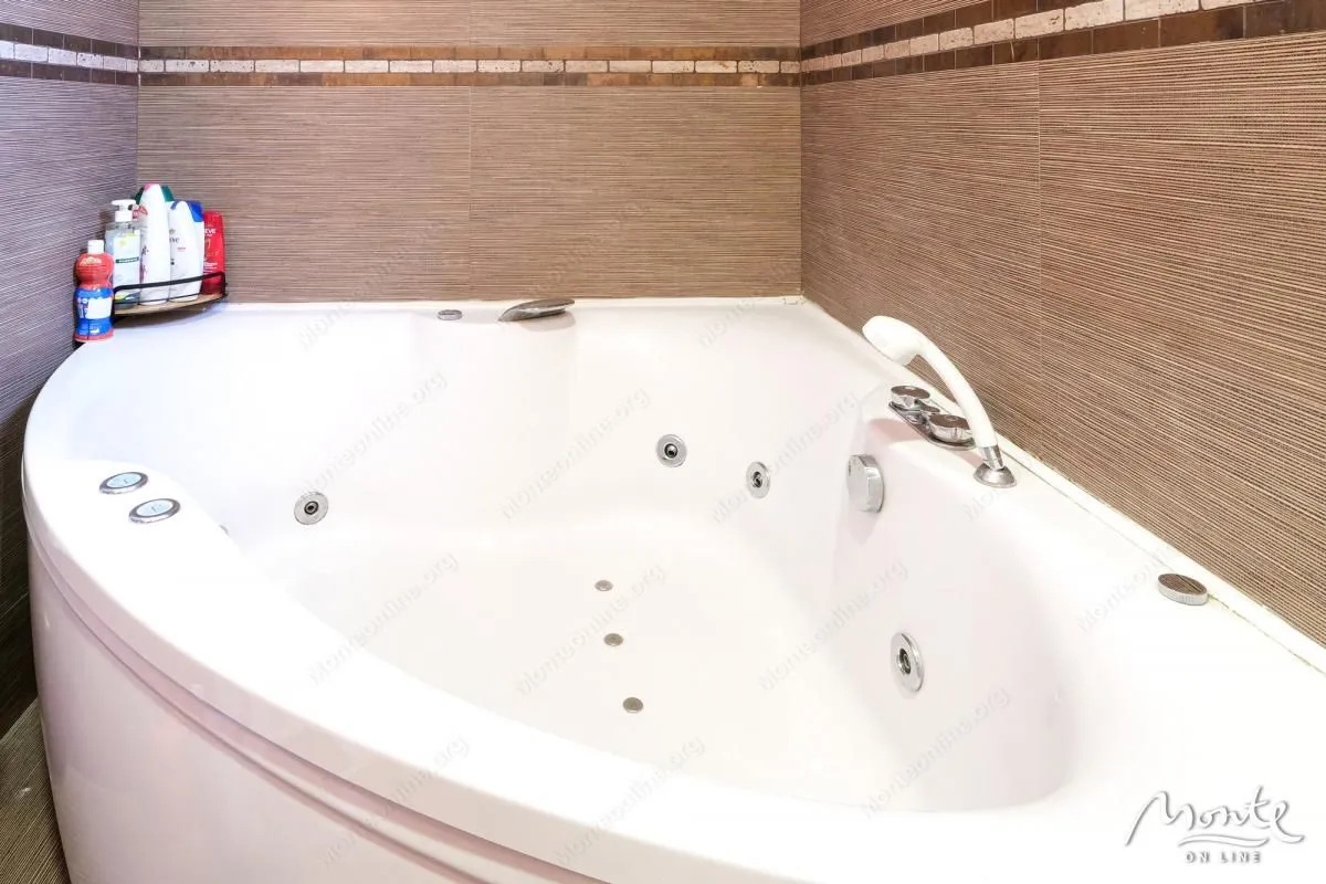 Sale, four bedroom apartment, 179m², Budva, Crna Gora