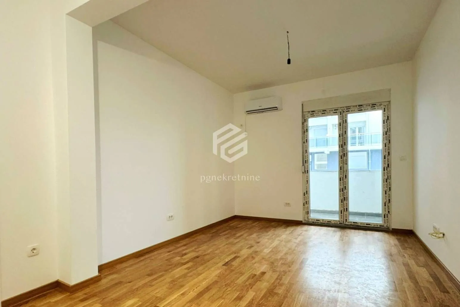 Prodaja, dvosoban stan, 63m², Zagorič, Podgorica