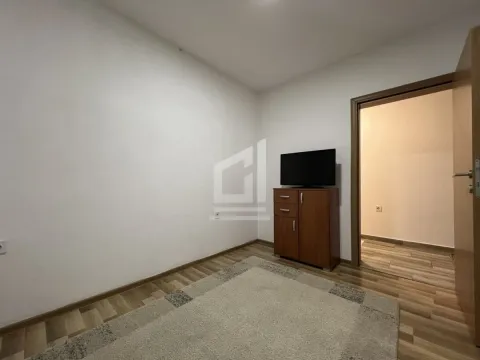 Izdavanje, trosoban stan, 70m², Tološi, Podgorica - image 8