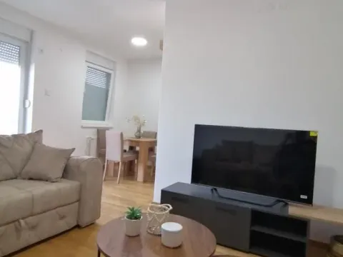 Rent, two bedroom apartment, 60m², Jugovićevo, Novi Sad Sve Podlokacije - image 5