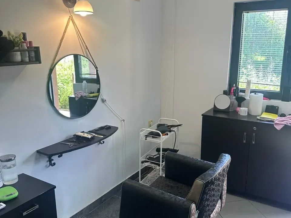 Rent, office space, 15m², Momišići, Podgorica