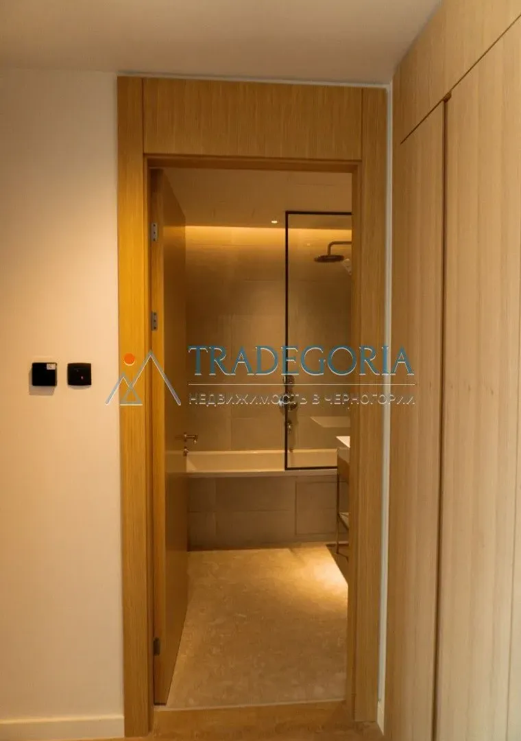Prodaja, dvosoban stan, 89m², Tivat, Crna Gora